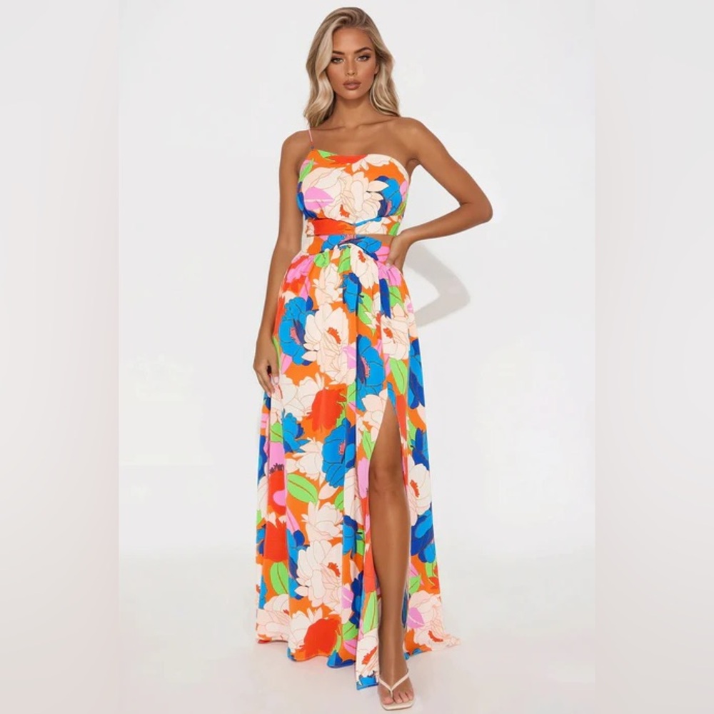NWT Fashion Nova Brooke Printed Maxi Dress - Multi Color size small